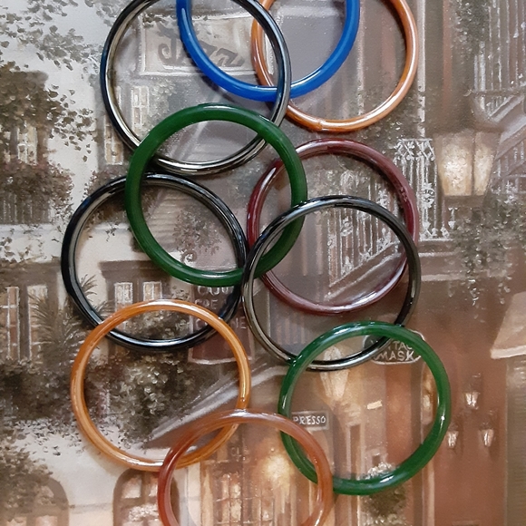 Bracelets - Picture 3 of 4